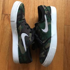 Nike Sb Zoom Stefan Janoski CNVS Camo 9